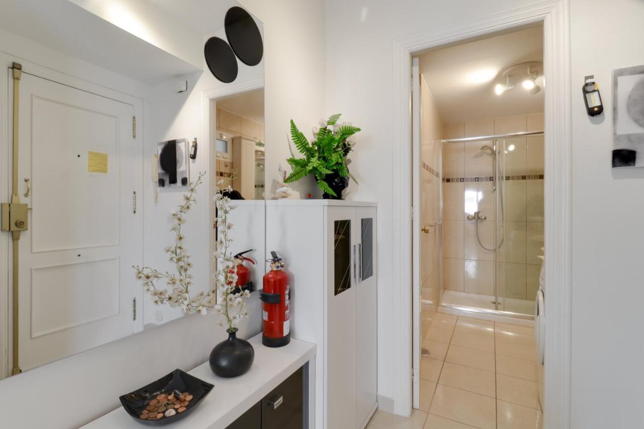 2 Bedroom In Parador Нерха Экстерьер фото